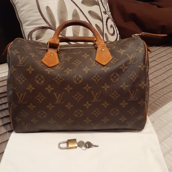 *******SOLD****** - Picture 2 of 11